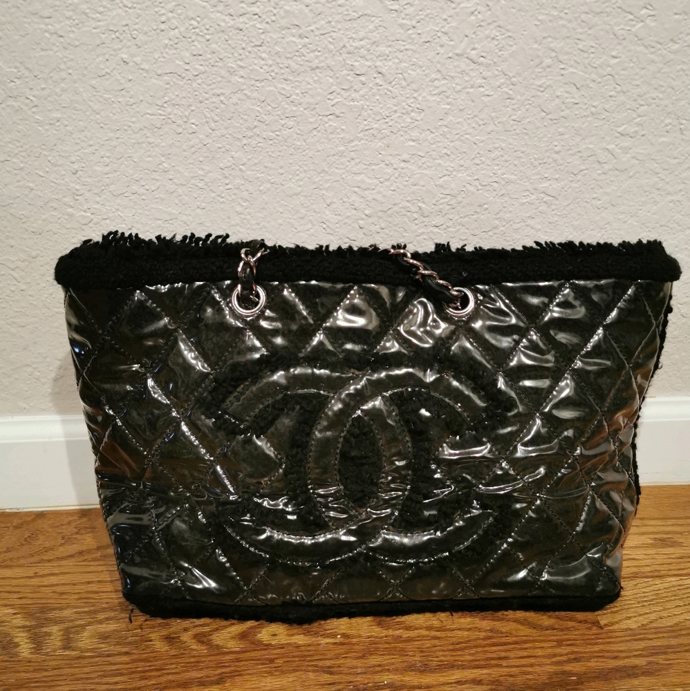 Chanel tote